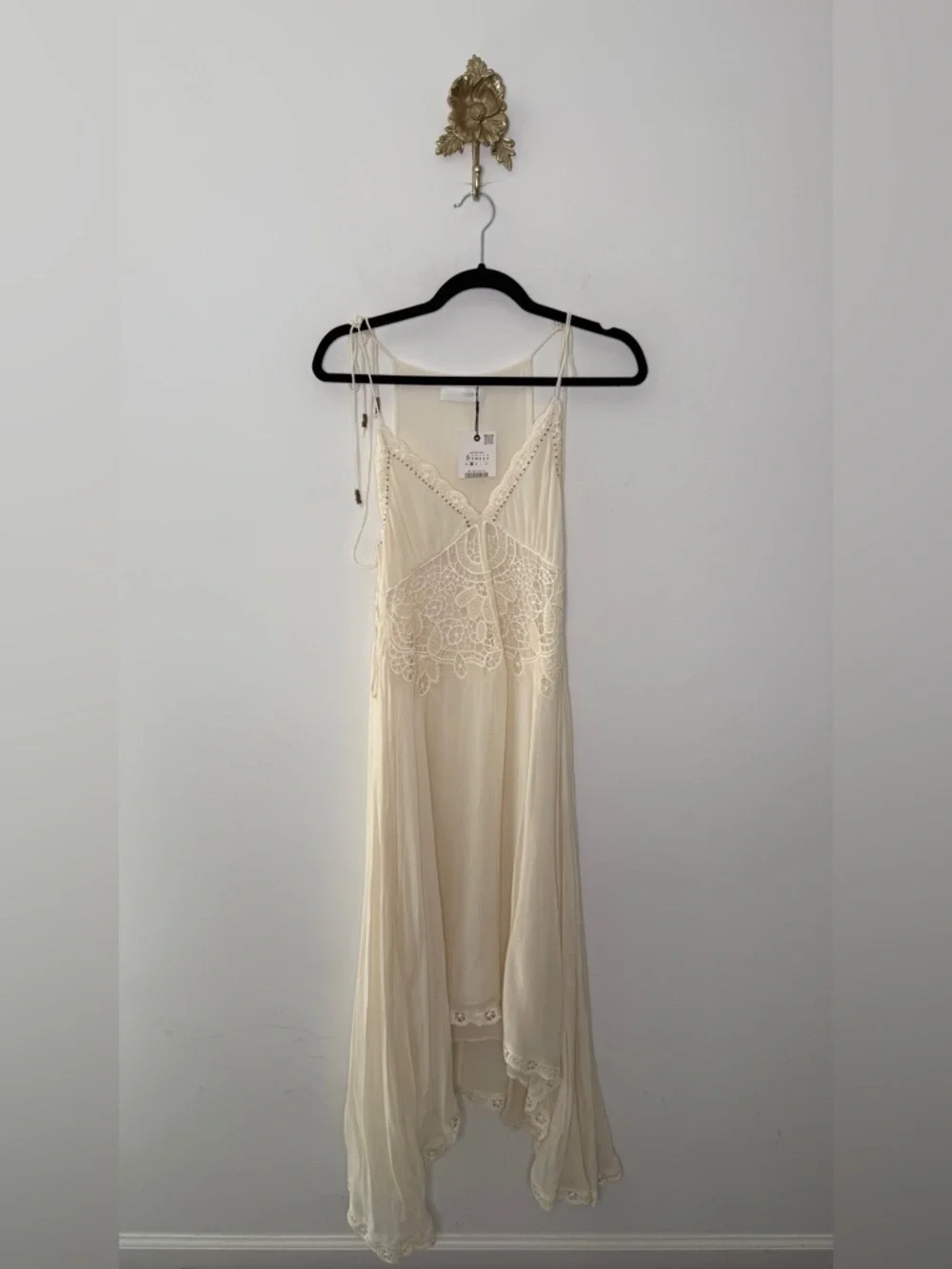 Zara ZW Collection Asymmetric Crochet Dress - Picture 2 of 11